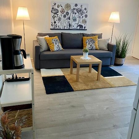 1 Rums-Laegenheter, Gangavstand Till Stroemstads Centrum Bagian luar foto